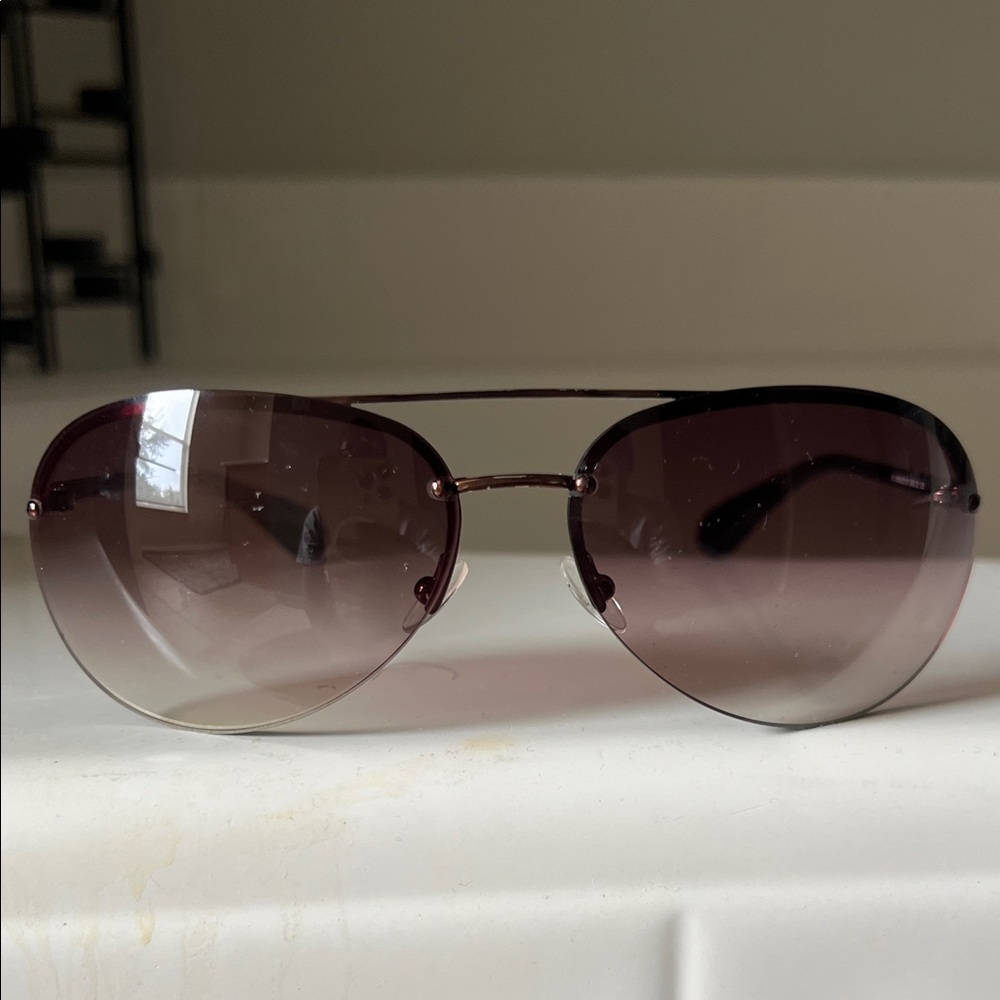Marc Jacob Stylish Gradient Aviator Sunglasses